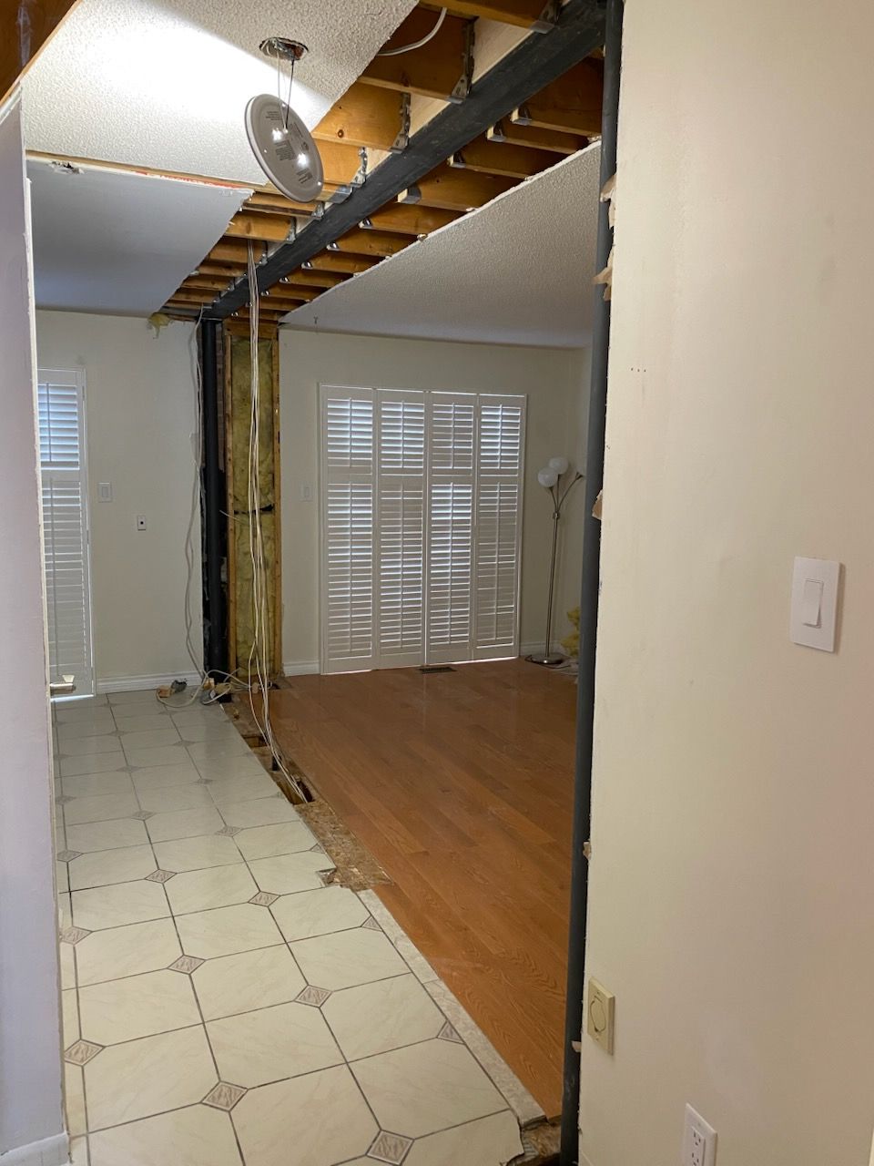 Open-concept framing photo by Rebuild The Planet